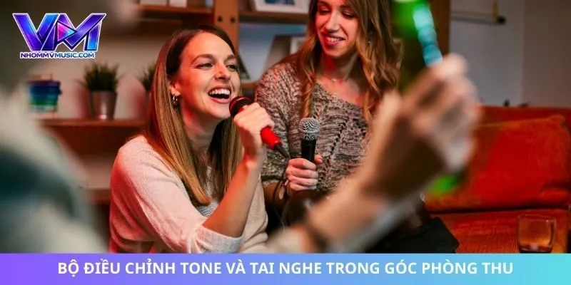 Bộ điều chỉnh tone và tai nghe trong góc phòng thu